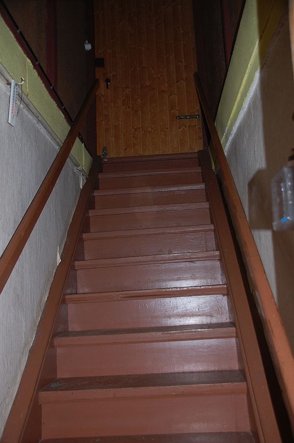 Treppe Dachboden (rechte Hausseite) Bauernhaus Fincken