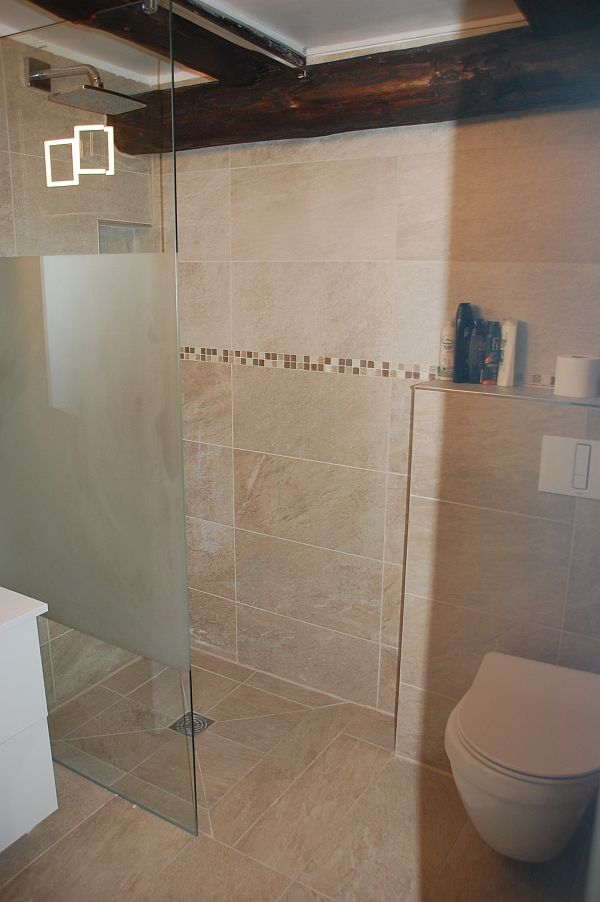 OG Bad Doppelhaush�lfte B�tow