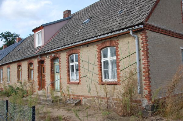 Hausansicht Mehrfamilienhaus Fincken